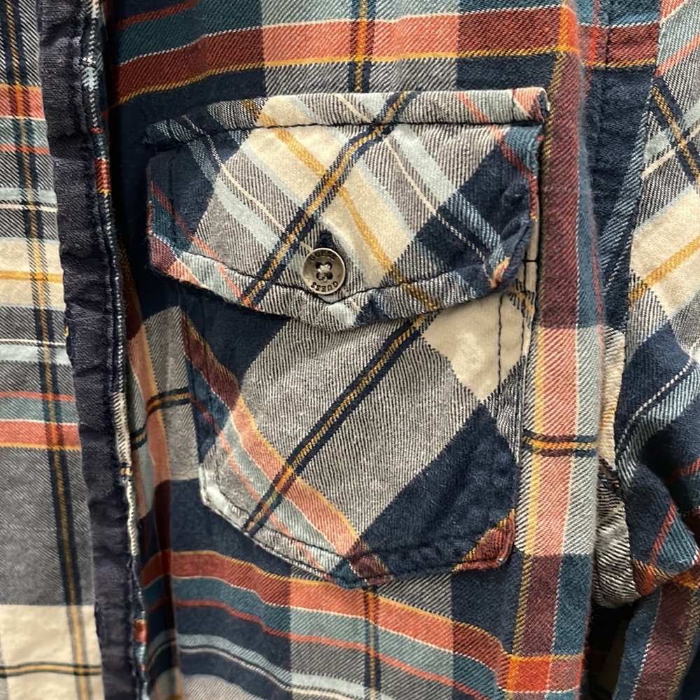 Guess plaid button down - Picture 4 of 4